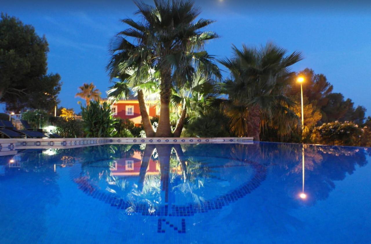 Luxurious Villa Sol De Mallorca Exterior photo