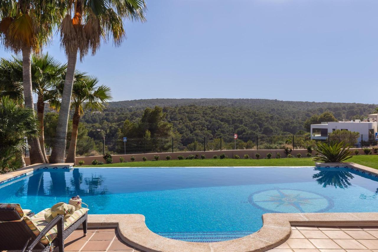 Luxurious Villa Sol De Mallorca Exterior photo